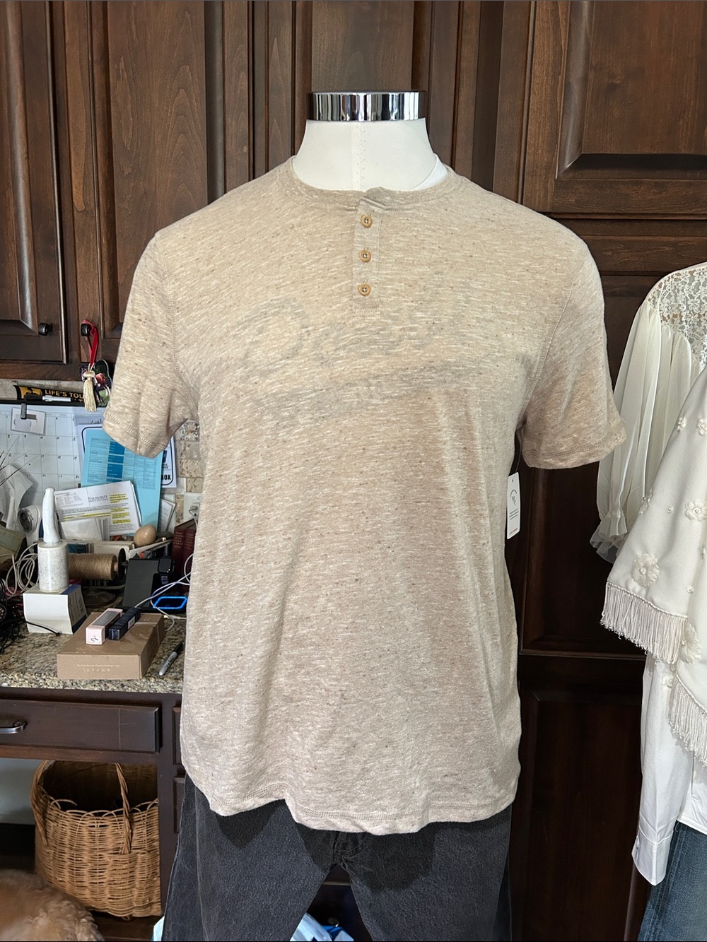 NWT Lucky Sz L Short-Sleeve Henley T-Shirt - Tan